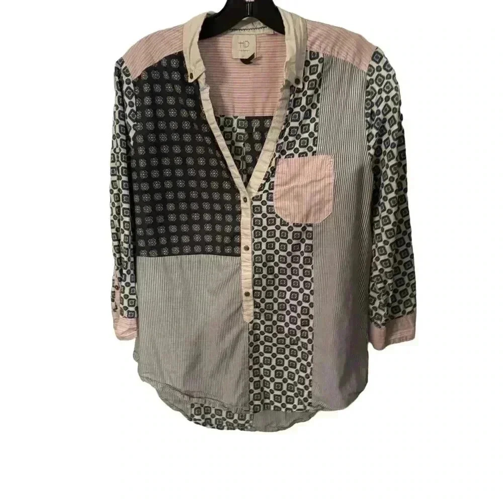 Anthropologie HD in Paris patchwork button women’s shirt. Size 8